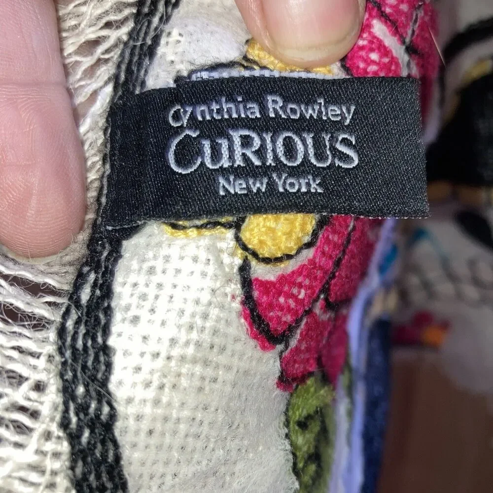 Cynthia Rowley Curious Sugar Skull Day of the Dead Halloween Table Runner